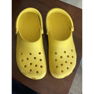 Crocs Classic Clogs Comfort Slip On Yellow Casual Shoes W 9 M 7 Water Shoes